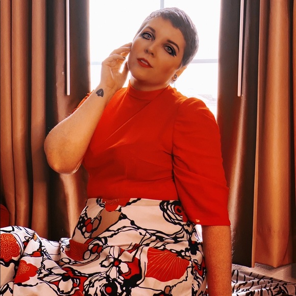 Meet your Posher, Liz - Picture 6 of 8